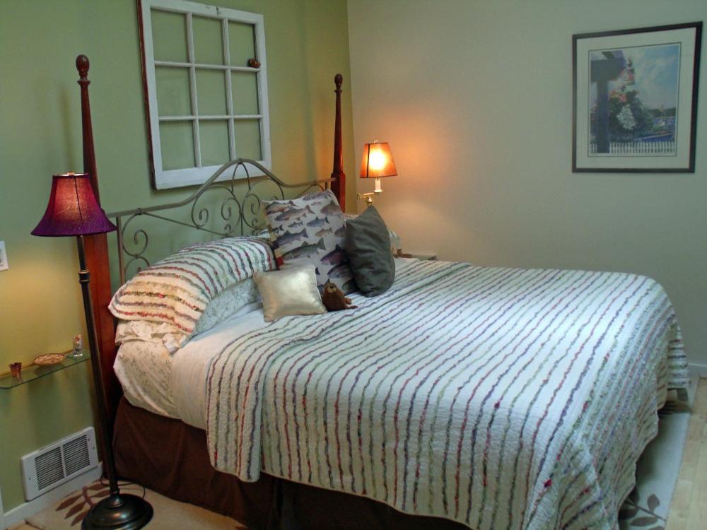 King Room interior